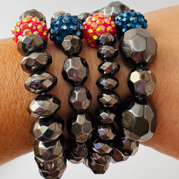 Lovesick Brand Stretch 4 Coppery Bands Lite Weight with blue and pink beads - Picture 3 of 5